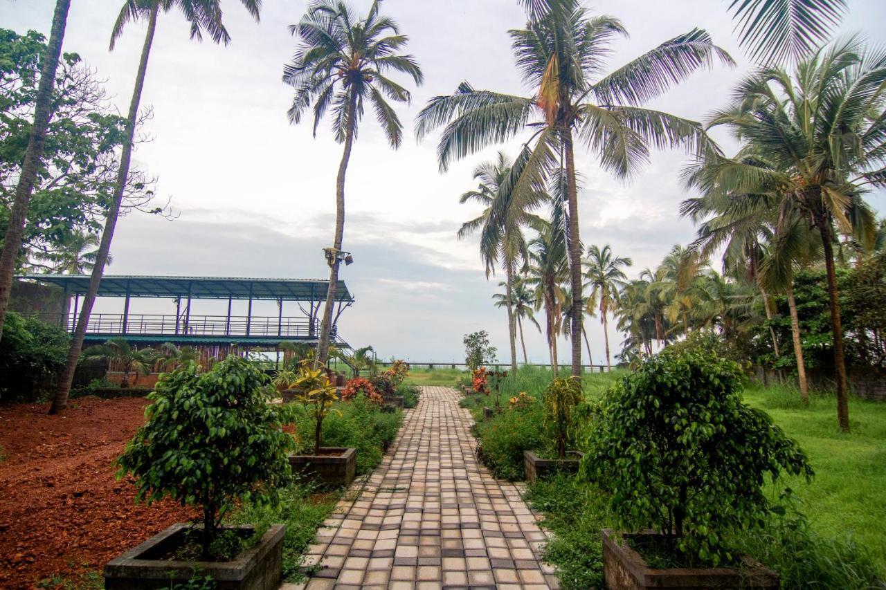 Meenkunnu Beach House By Village Resorts Kannur Exterior photo