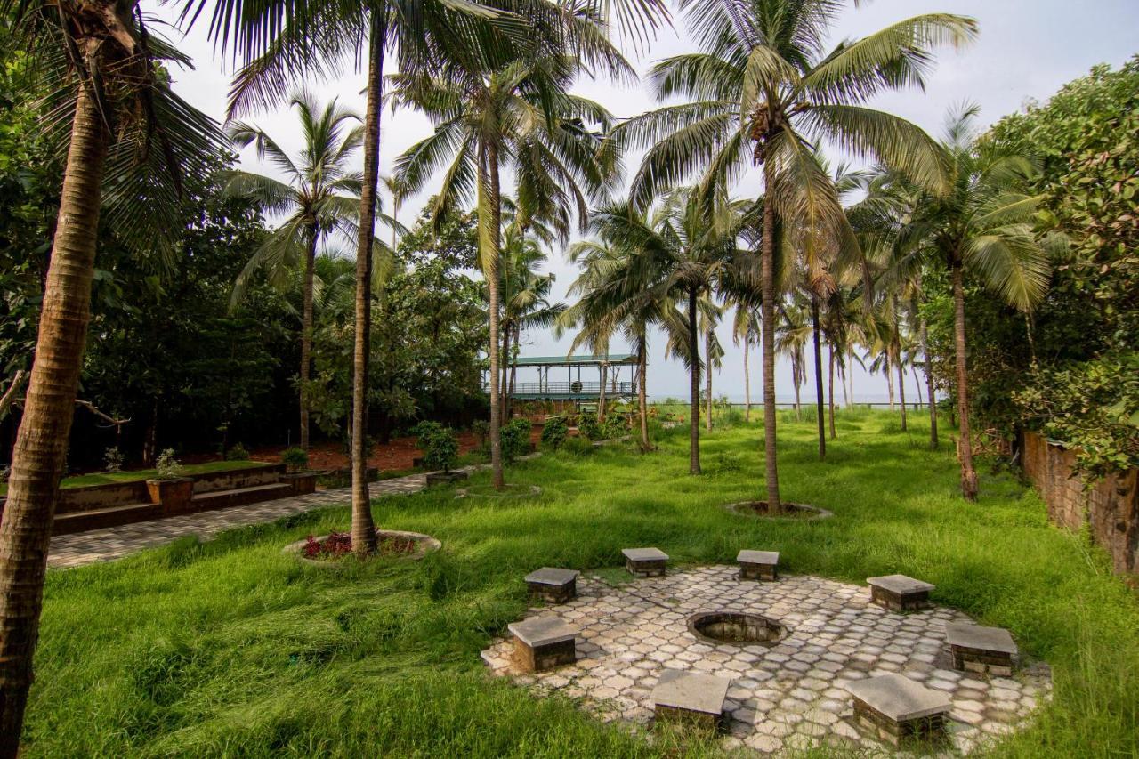 Meenkunnu Beach House By Village Resorts Kannur Exterior photo